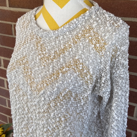 Aeropostale Silver Sweater - Picture 3 of 12
